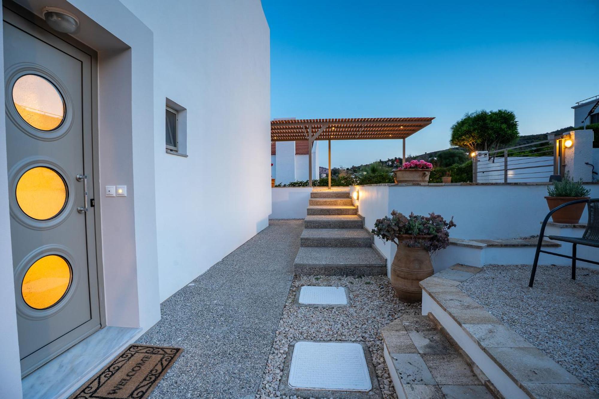 Nostos Villa